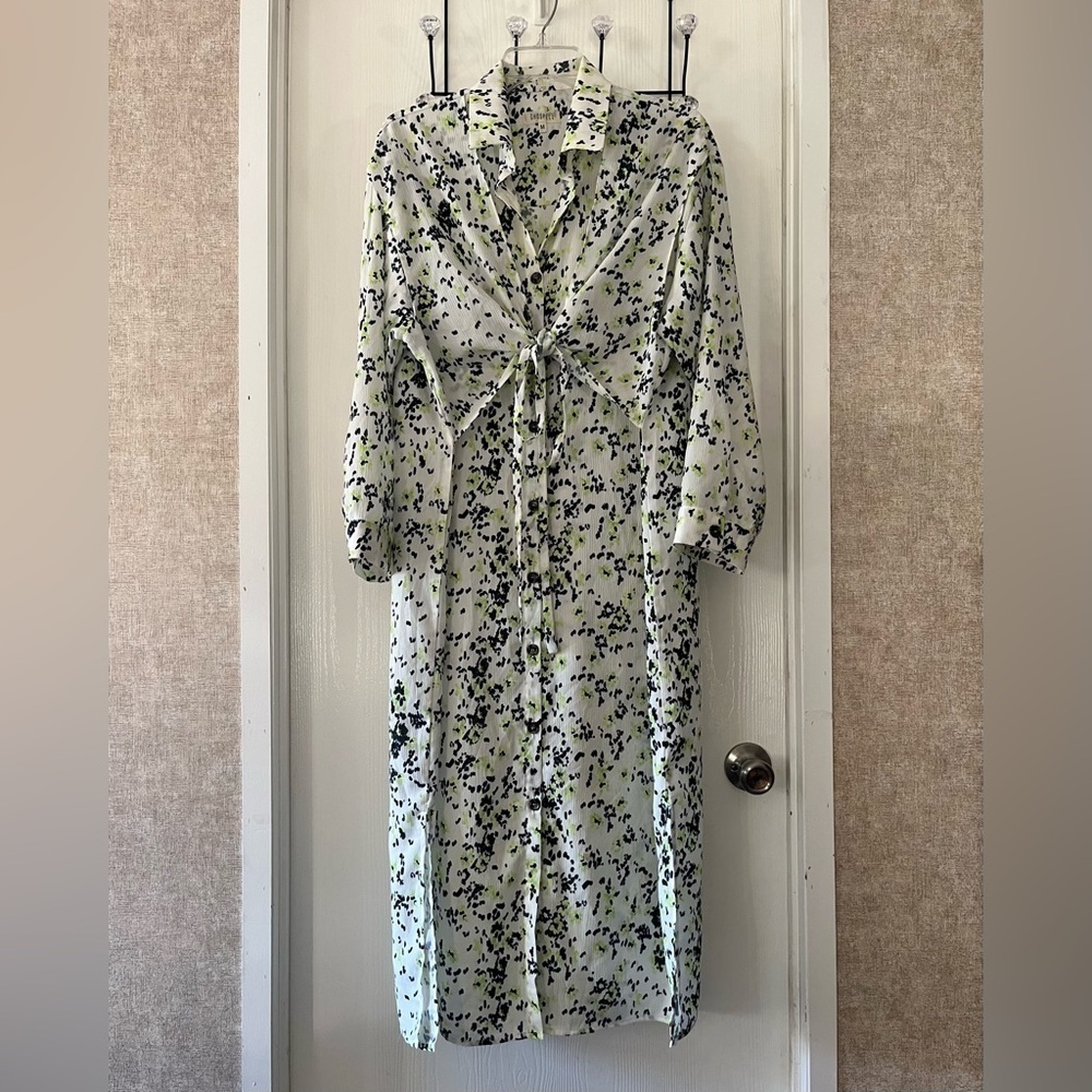 Ghospell White Sheer Button-Up Maxi-Dress with Navy and Lime-Green Accents